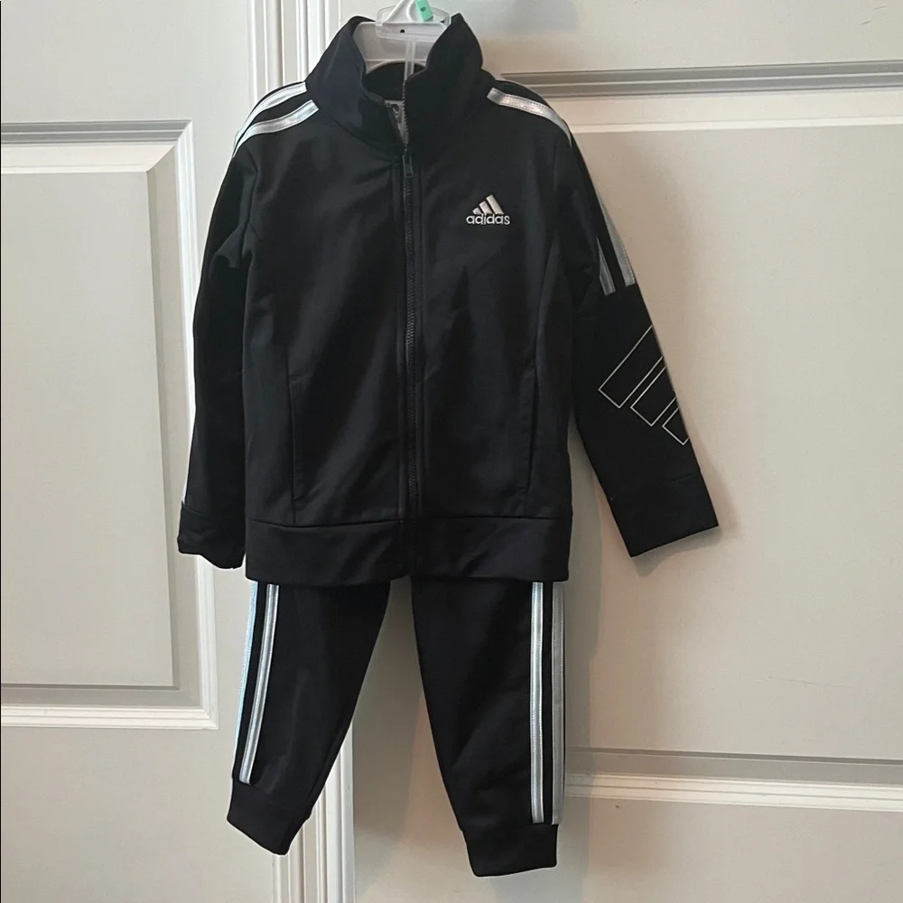 Kids Adidas Black and Iridescent Striped Athletic Tracksuit Size 3T